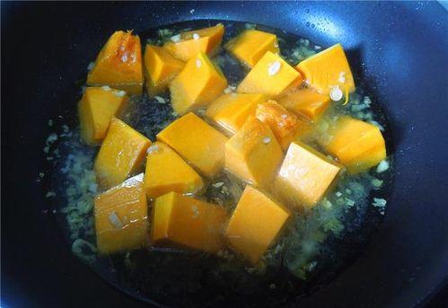 吃农村烧瓜视频,传统烹饪技艺与现代味蕾的碰撞