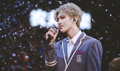 蔡徐坤吃瓜老大爷视频